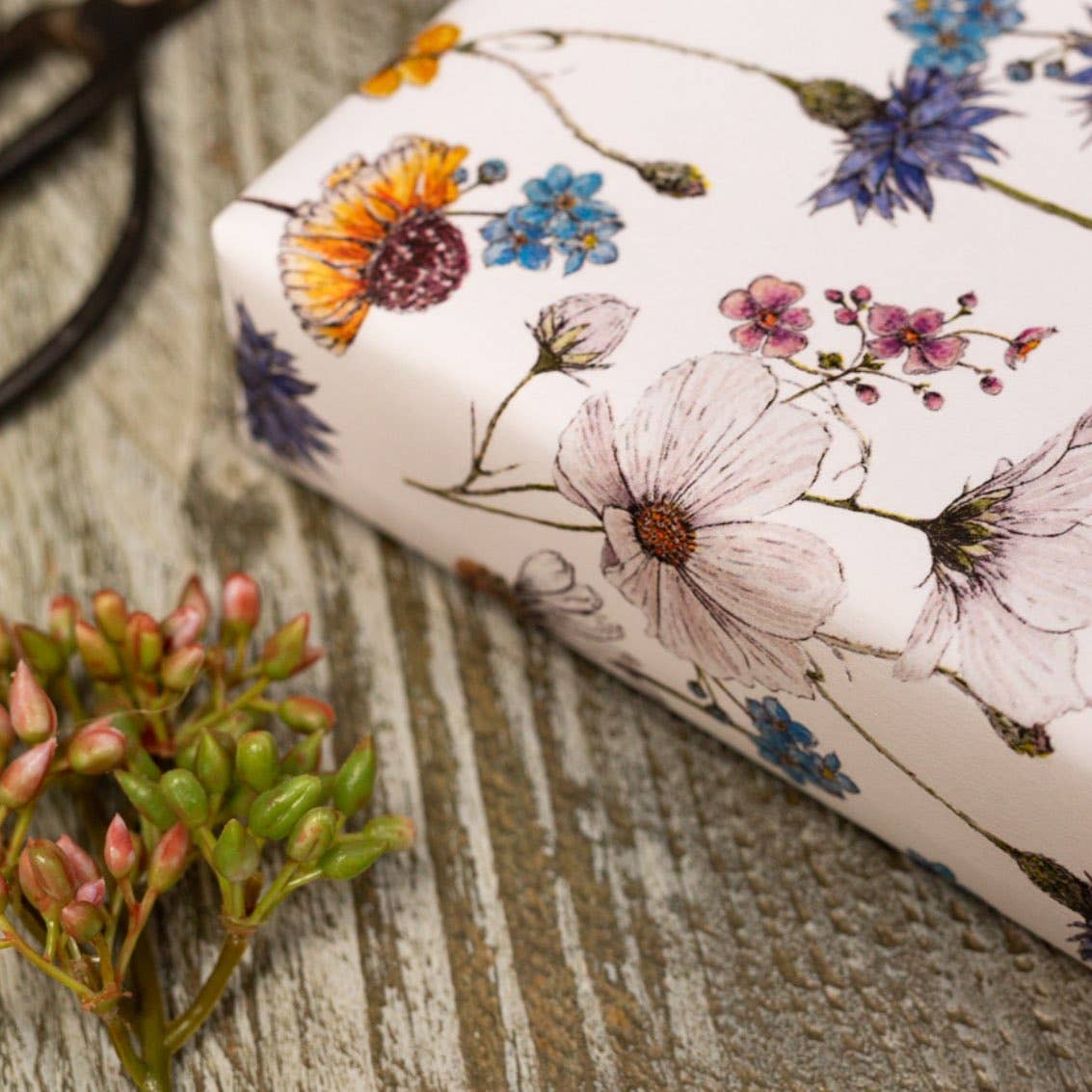 The Regency Gardens (Pure) Gift Wrap