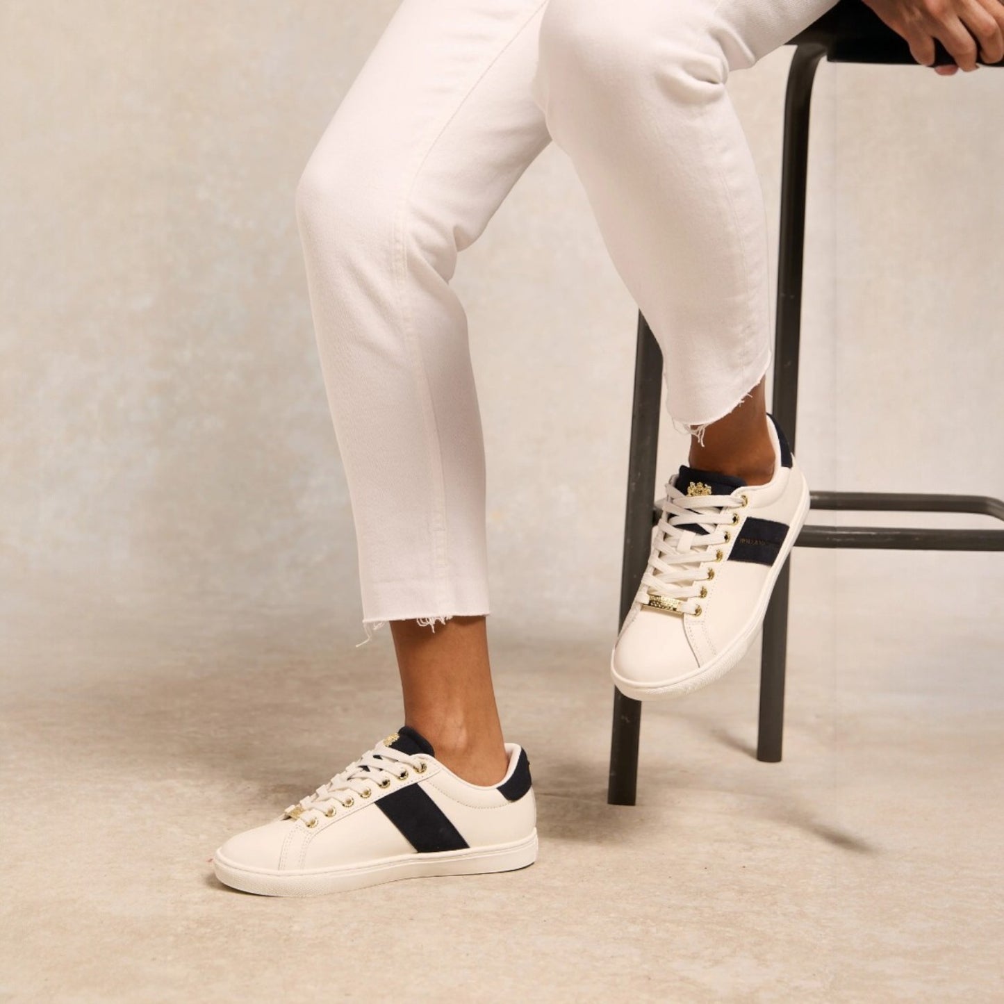 Holland Cooper Knightsbridge Court Trainer White Navy