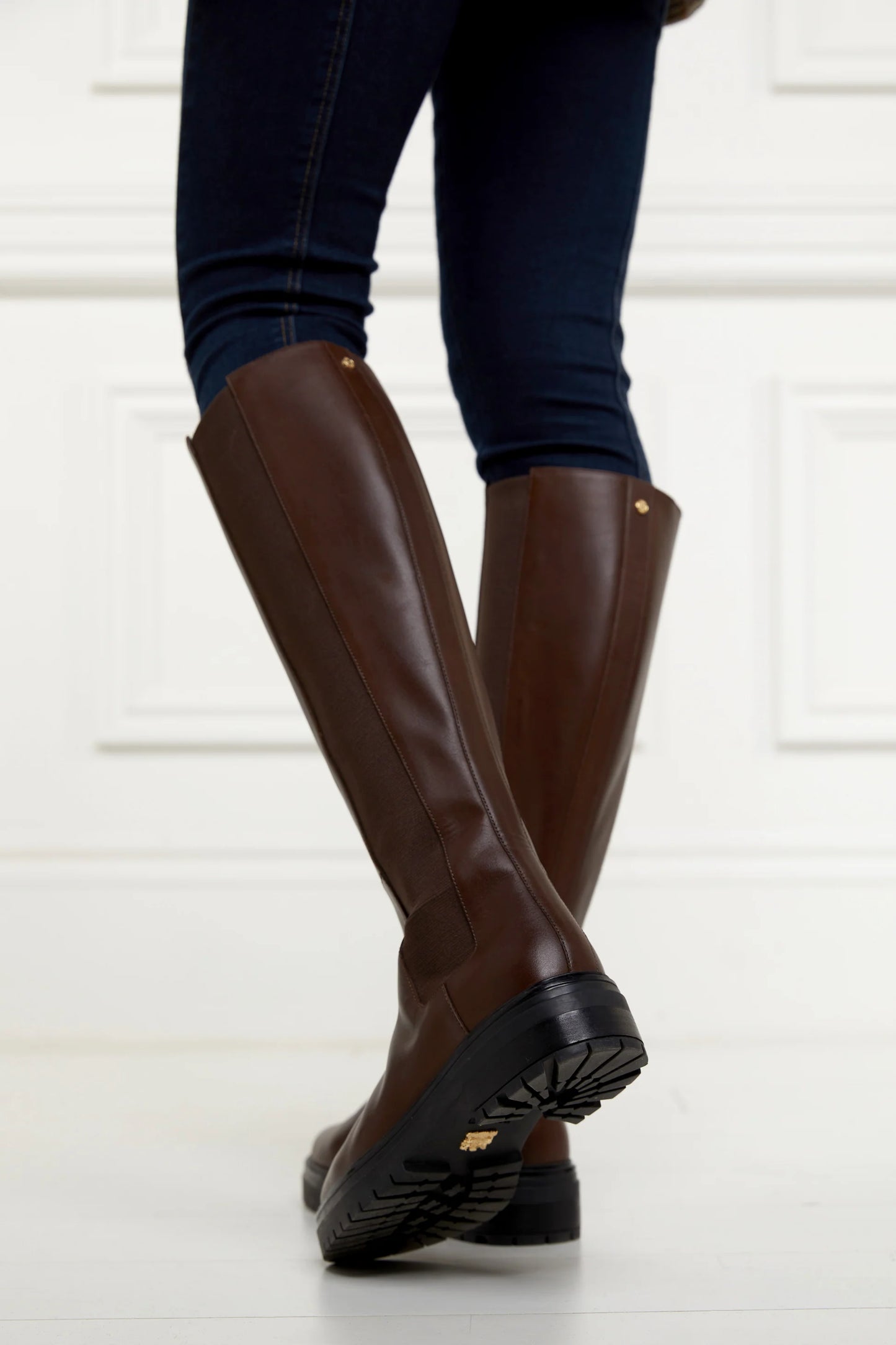 Holland Cooper Astoria Knee Boot Rich Chocolate