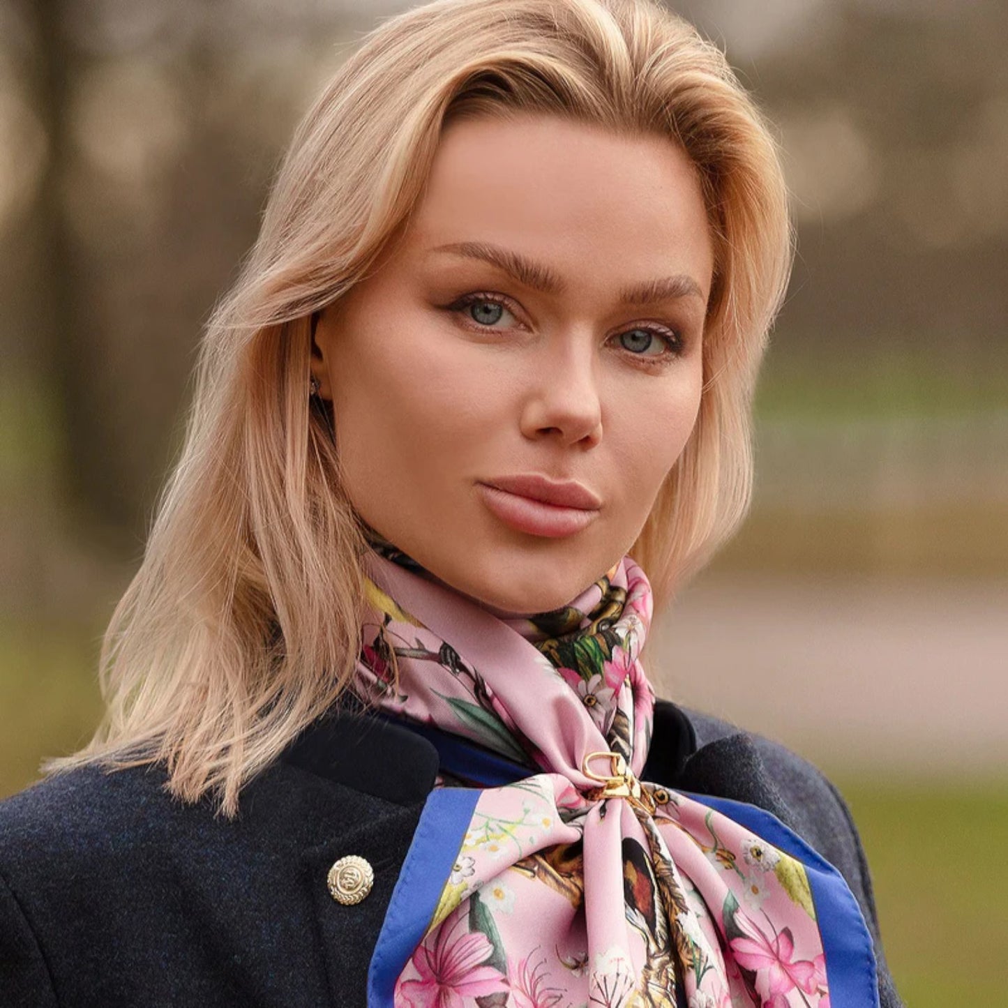 Clare Haggas Snaffle Bit Scarf Ring Gold