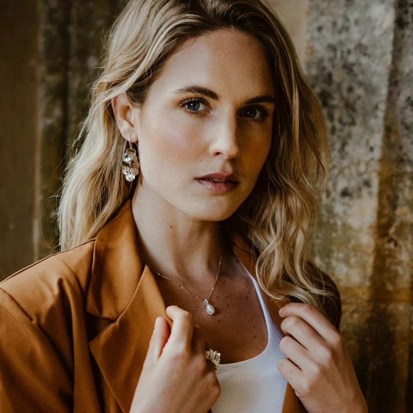woman wearing Reeves & Reeves Pearl Drop Necklace