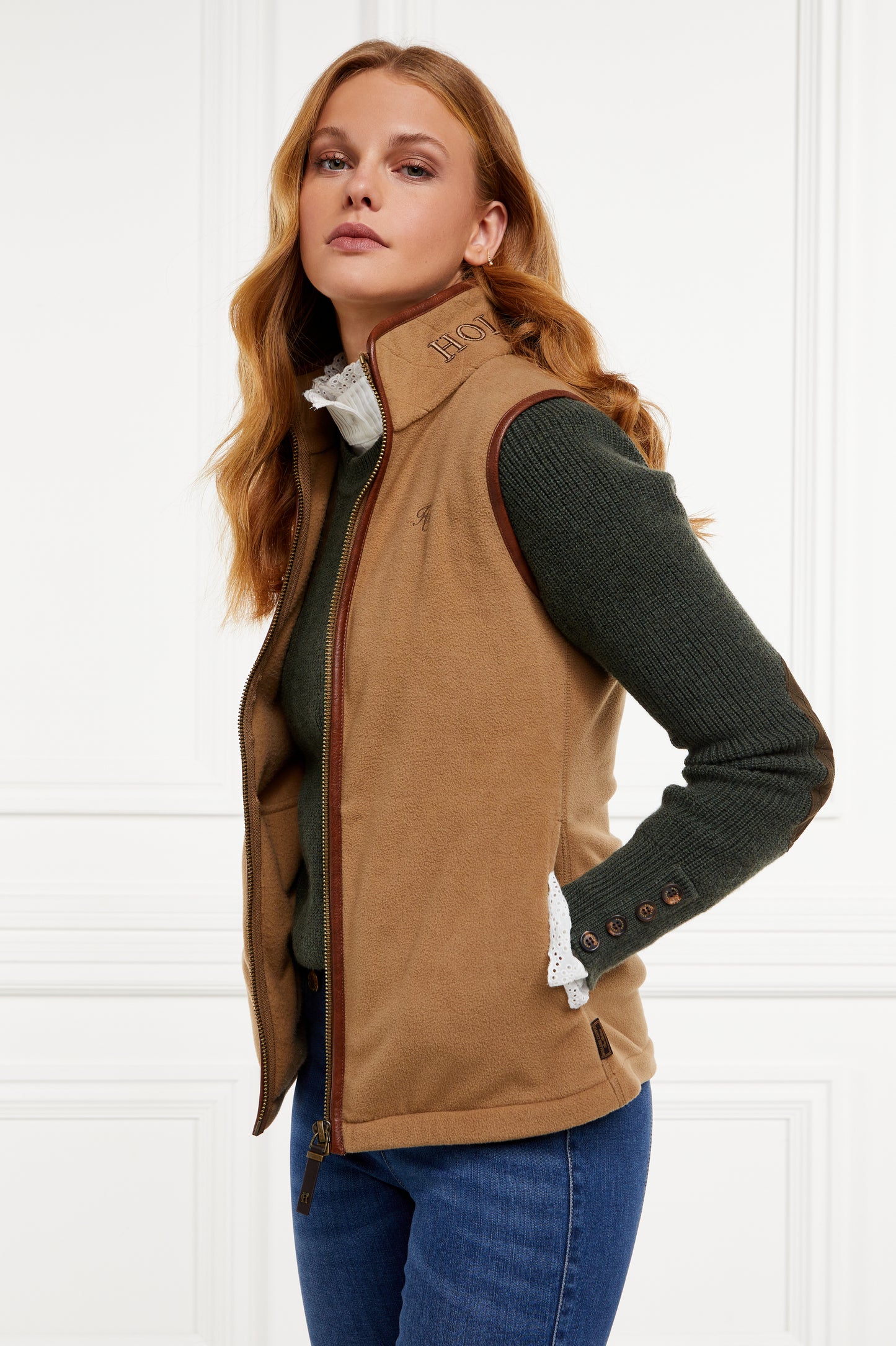 Holland Cooper Country Fleece Gilet Coffee