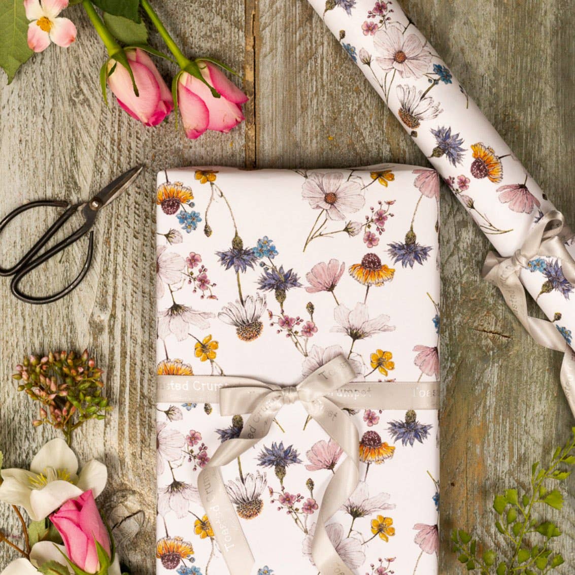 The Regency Gardens (Pure) Gift Wrap