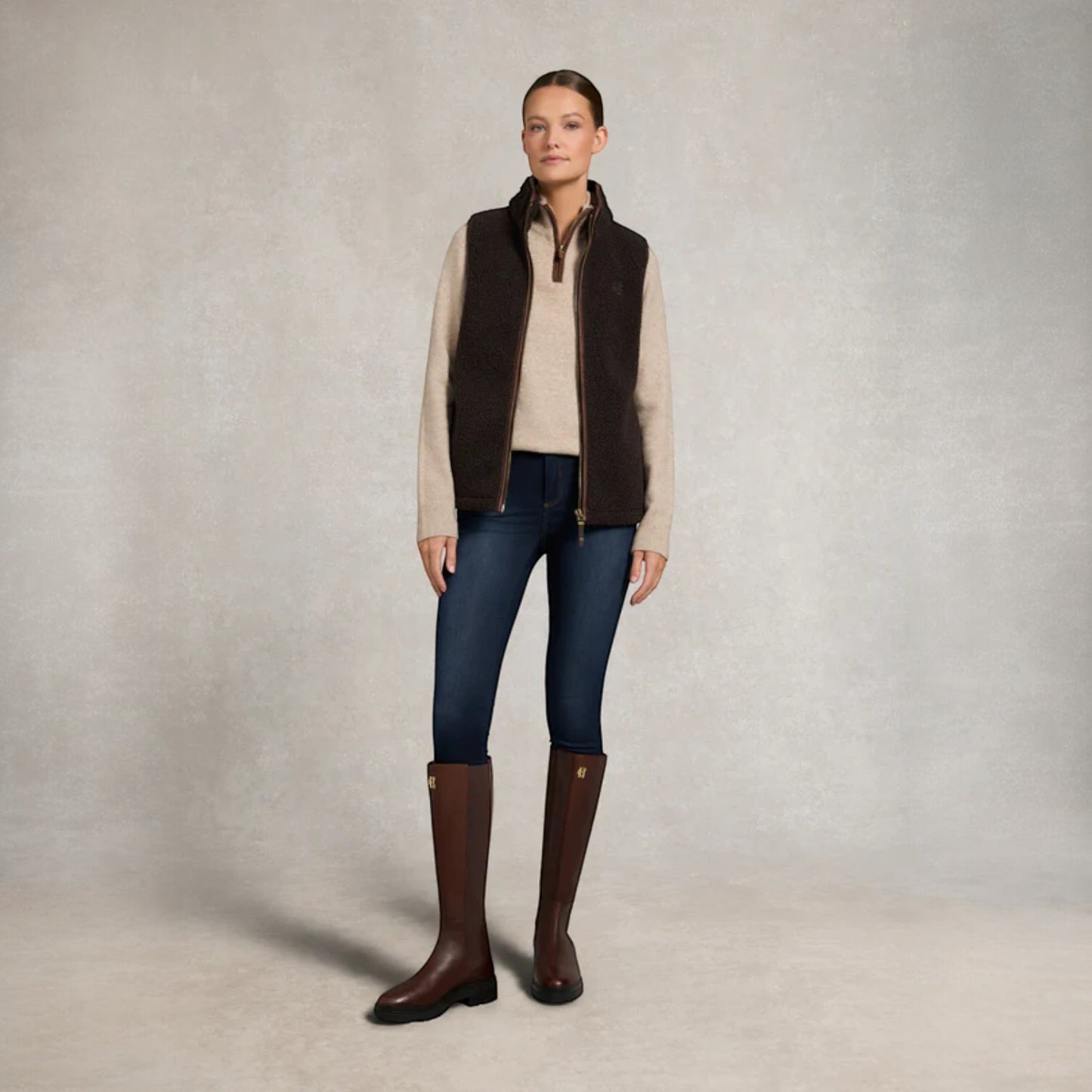 Holland Cooper Country Fleece Gilet Chocolate Borg