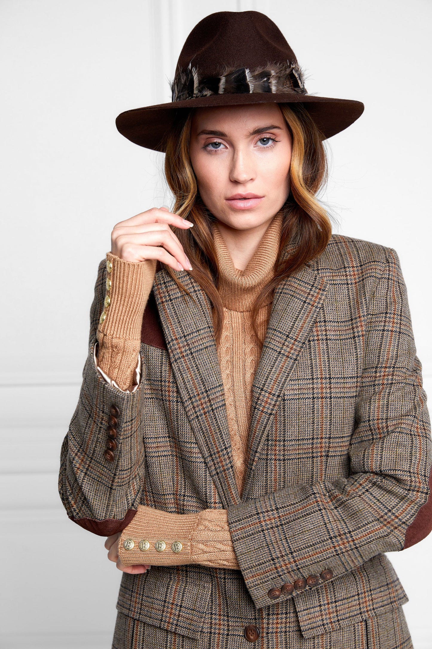 Holland Cooper Trilby Hat Iridescent Feather Band Chocolate