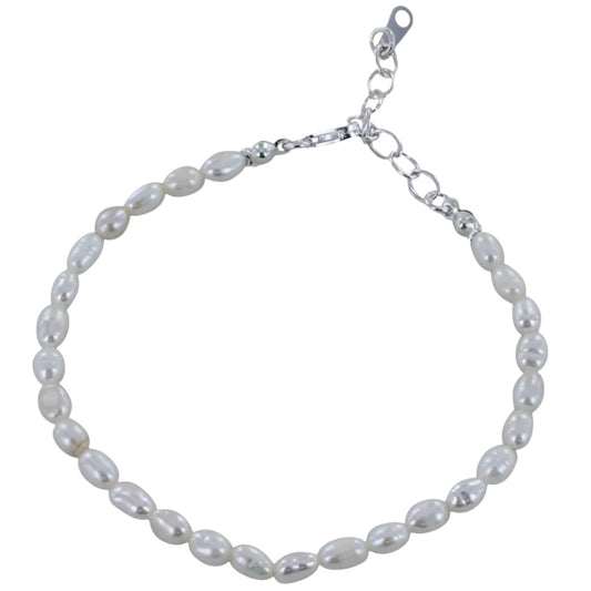 Reeves and Reeves White Pearl Bracelet