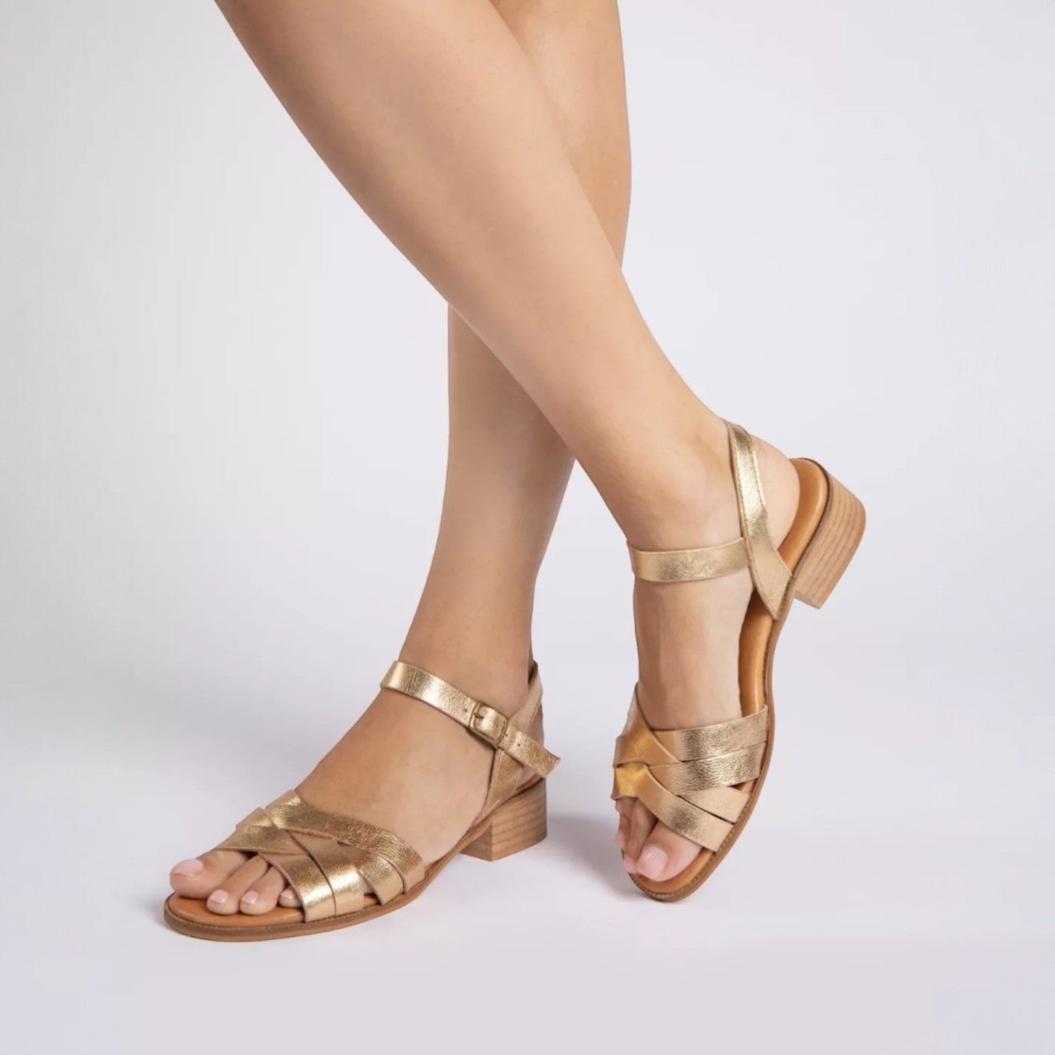 Penelope Chilvers Heeled Shepherdess Metallic Leather Sandal Gold