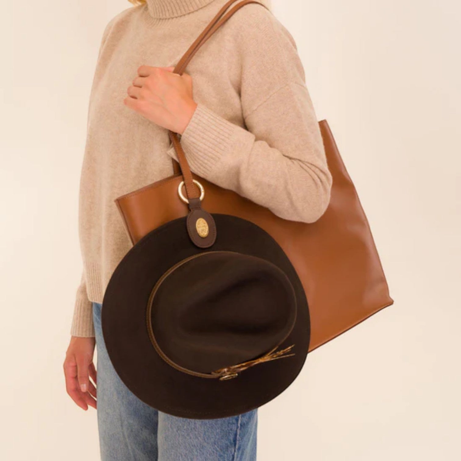 Hicks & Brown Leather Hat Clip Brown