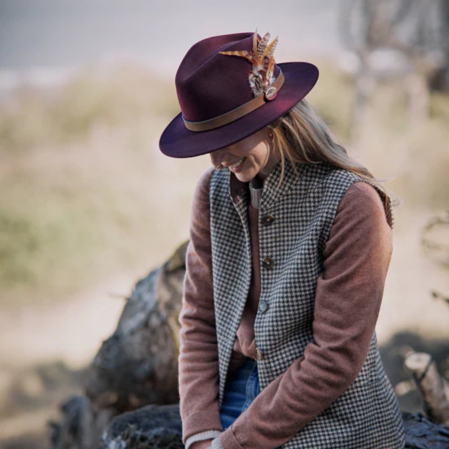 Hicks & Brown Fedora in Plum (Bronze Feather)