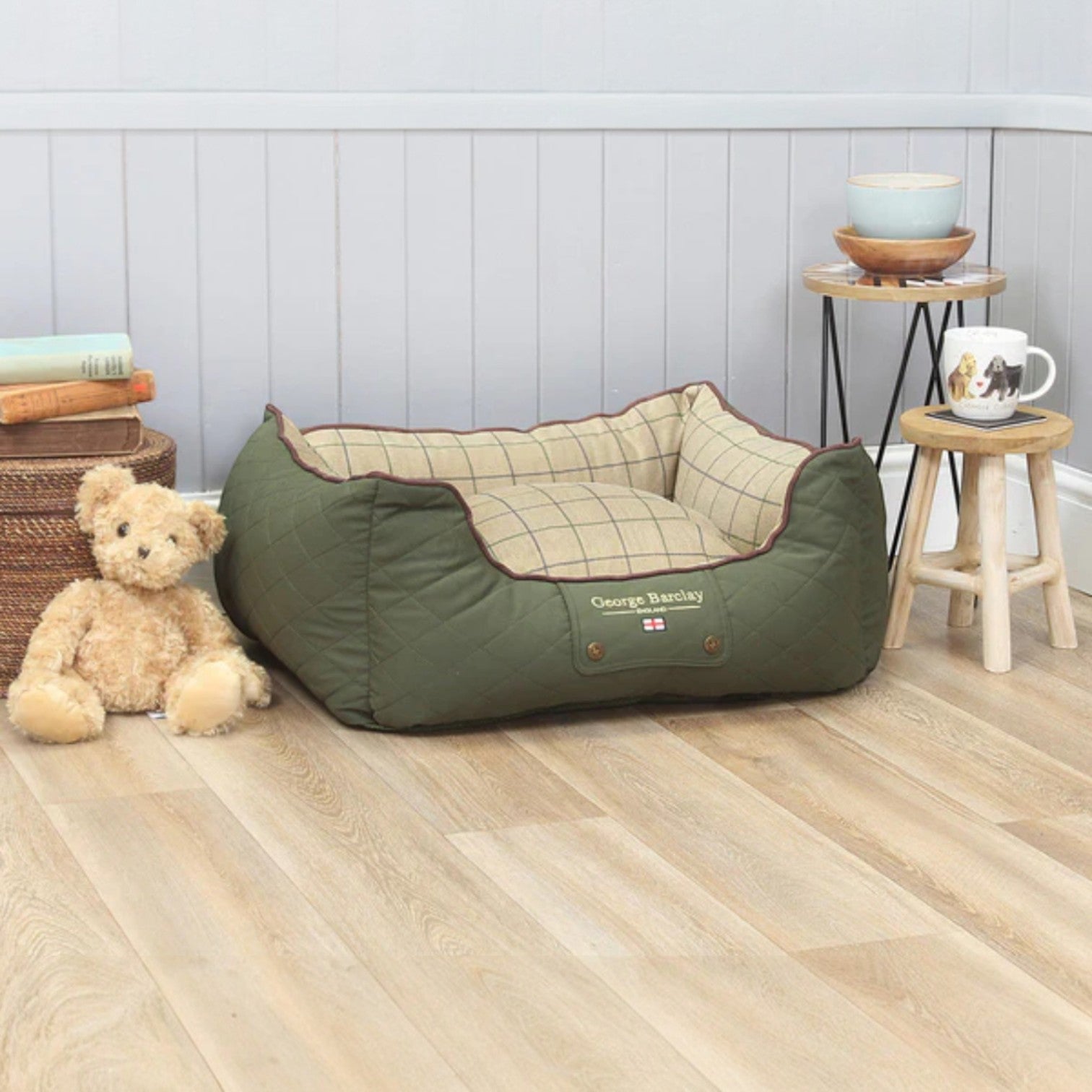 George Barclay Orthopaedic Box Bed Small