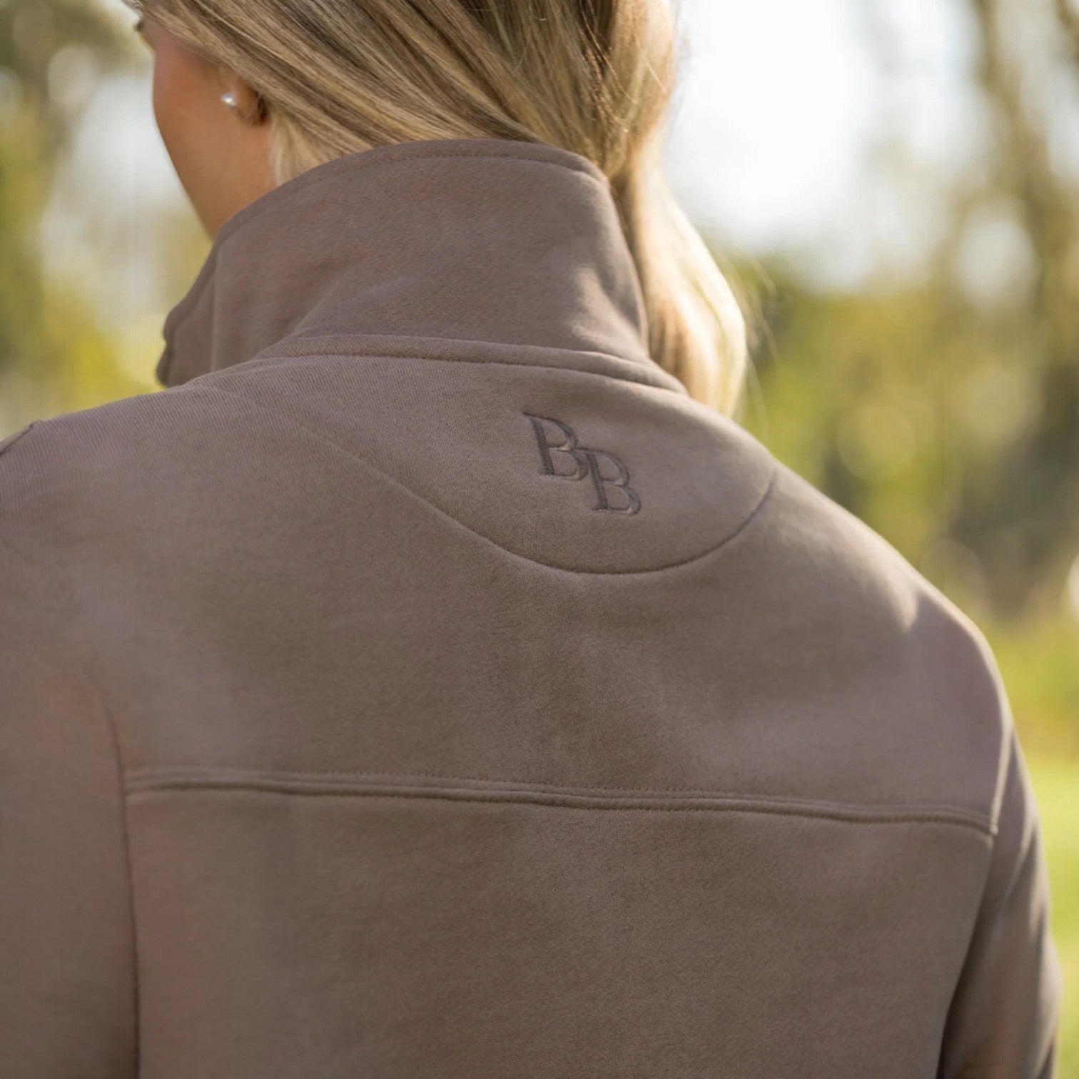 Beaumont & Bear Landscove Women's Pocketed Quarter Zip Otter